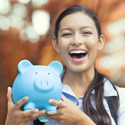 4 Reasons to Open a Student Savings Account